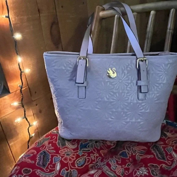 Elegant Lavender Tote Bag - Picture 2 of 6